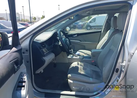 2012 Toyota Camry Hybrid Xle z USA, uszkodzony, nr VIN 4T1BD1FK1CU051589